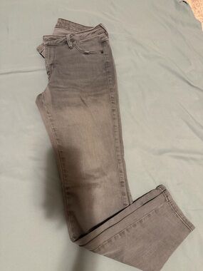 Women's Gray Slim Straight Jeans